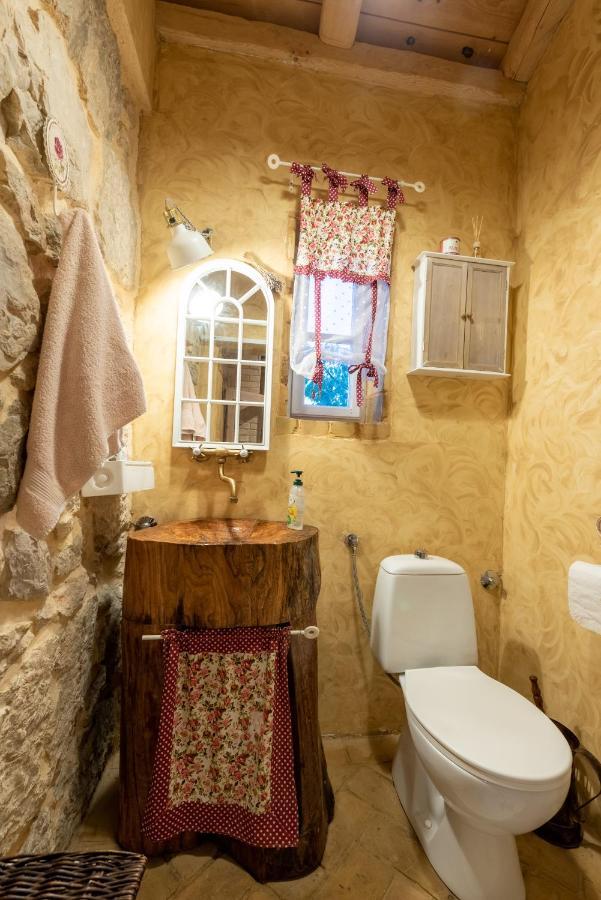 Villa Festina Lente - Cosy & Authentic Villa With Private Heated Pool Dobrinj Exterior foto